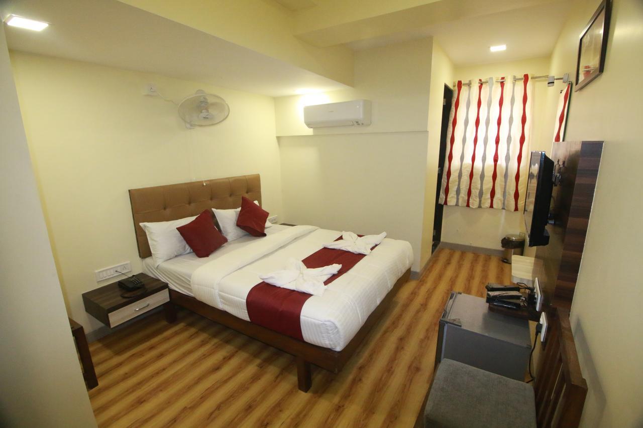 Hotel Alfa International Near Nanavati Hospital Mumbai Near Airport Mumbai Near Juhu Beach Exterior photo