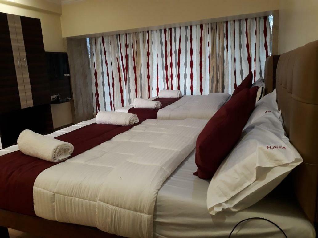 Hotel Alfa International Near Nanavati Hospital Mumbai Near Airport Mumbai Near Juhu Beach Exterior photo